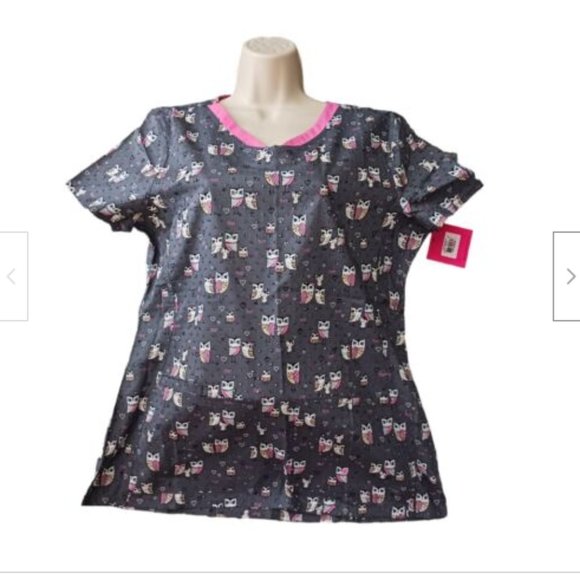 Owls Heart Soul Scrub Top Womens Size M Medium Multicolor Short Sleeve Pockets - Picture 1 of 5
